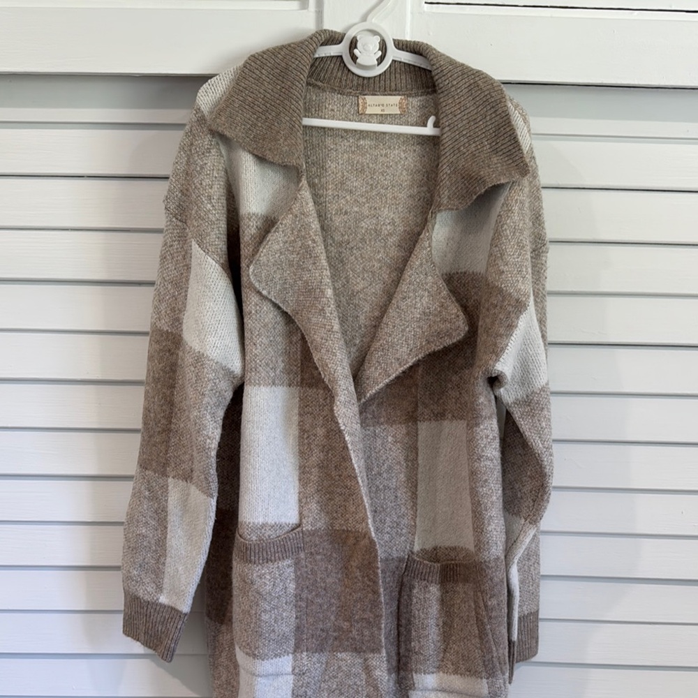 NWOT Altar’d State Cozy Patchwork Open-Front Cardigan Sweater - Cream & Tan
